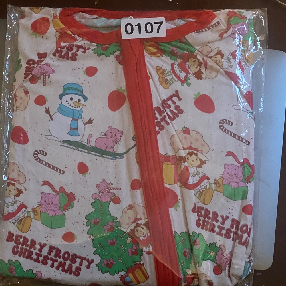 StrawBerry Short Cake -Frosty BAMBOO Christmas Kids Pajamas